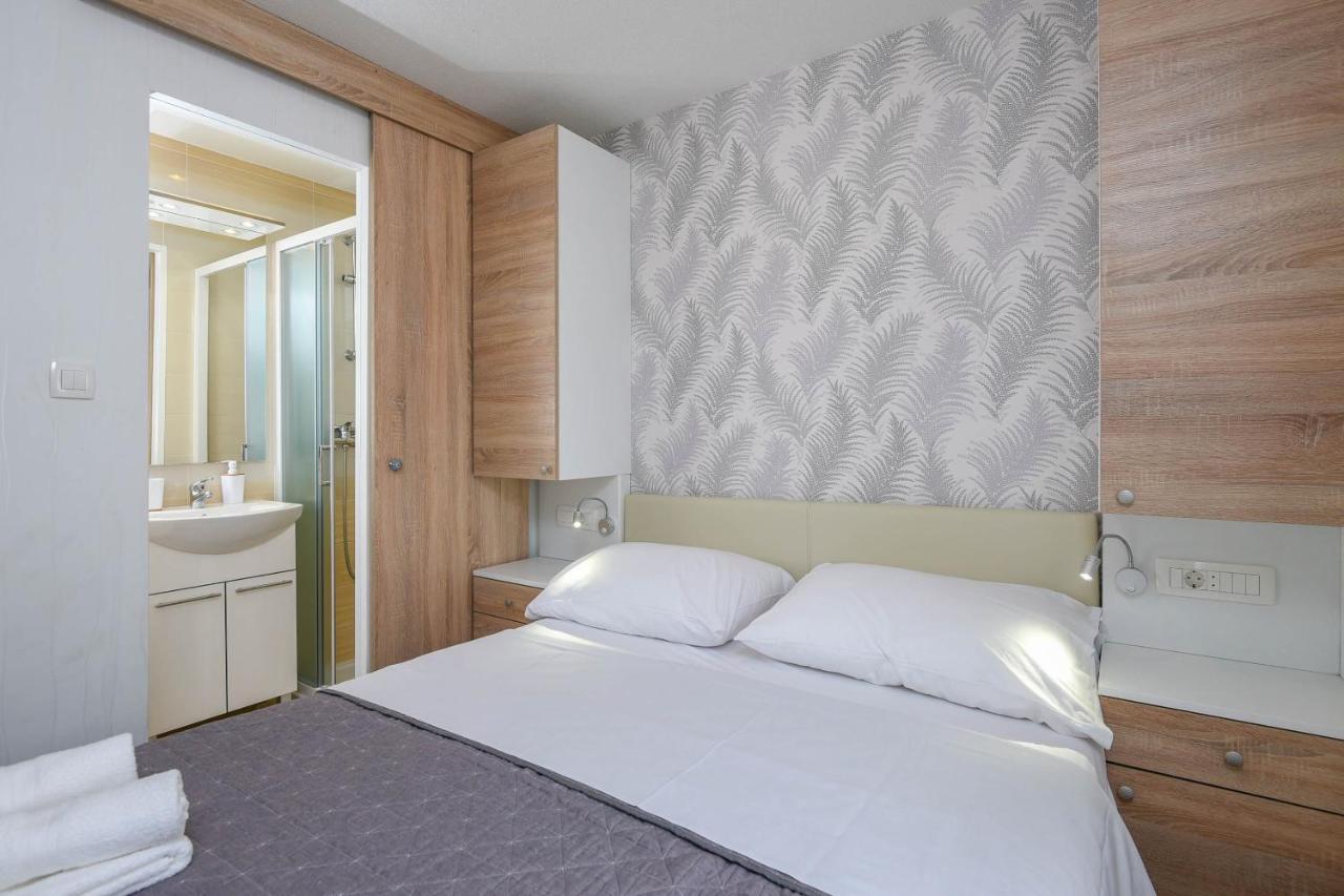 Larisa Hotel โอเรบิก ภายนอก รูปภาพ