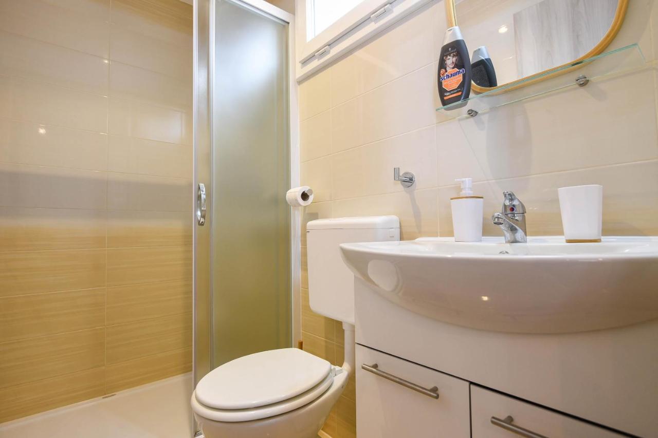 Larisa Hotel โอเรบิก ภายนอก รูปภาพ